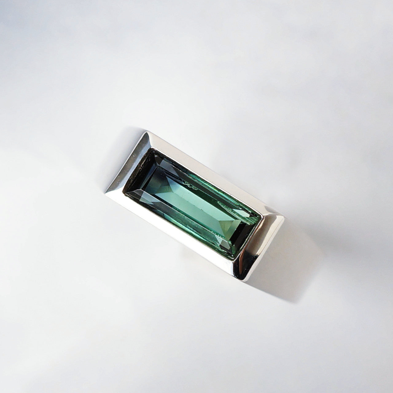 Bi-color green tourmaline signet ring