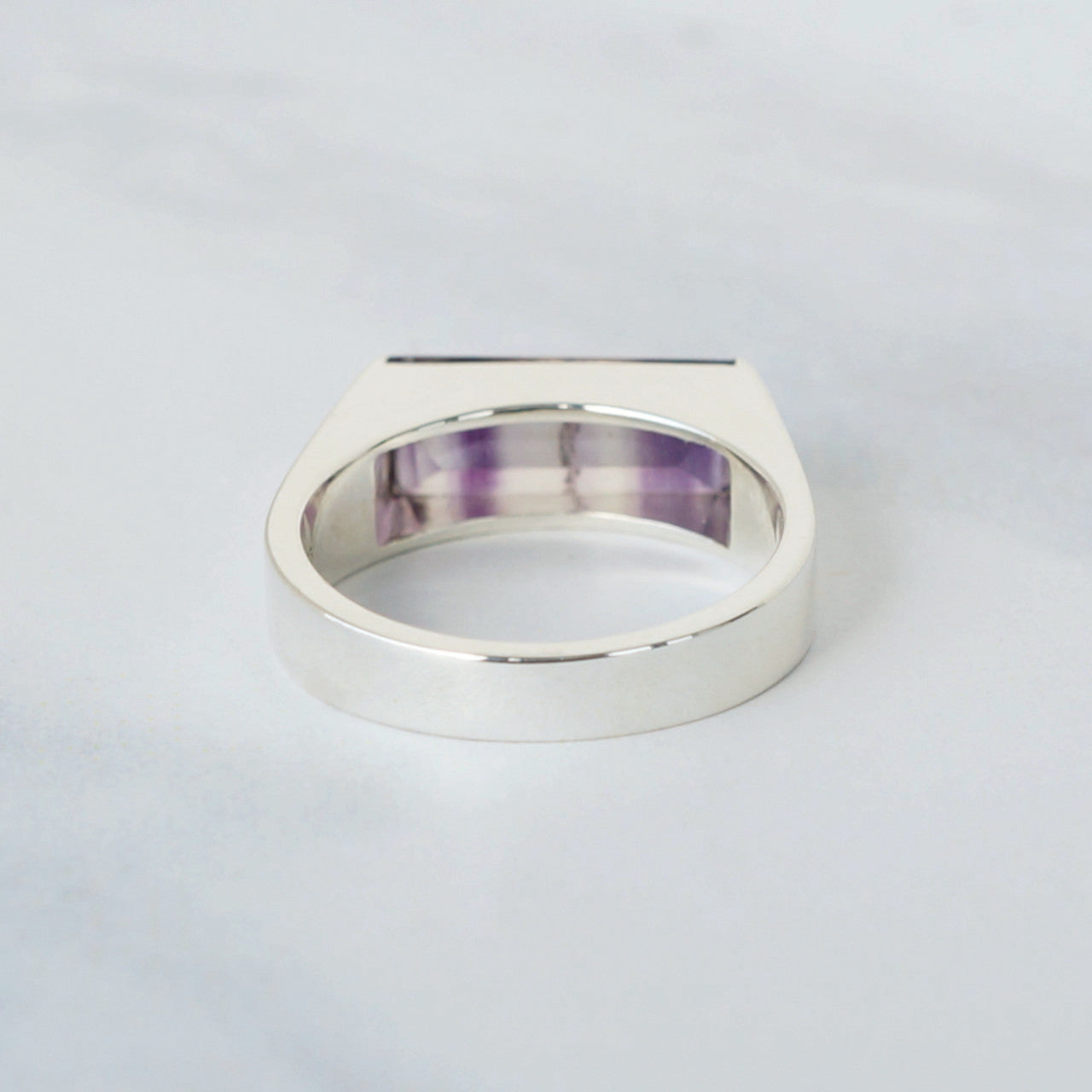 Bi-color fluorite ring