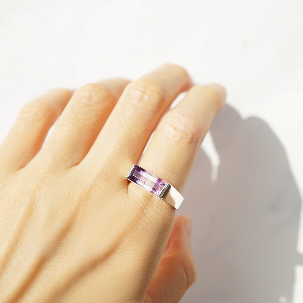 Bi-color fluorite ring