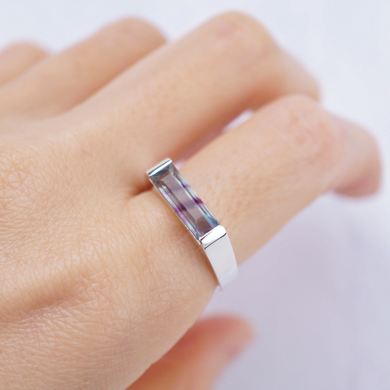 Bi-color fluorite ring