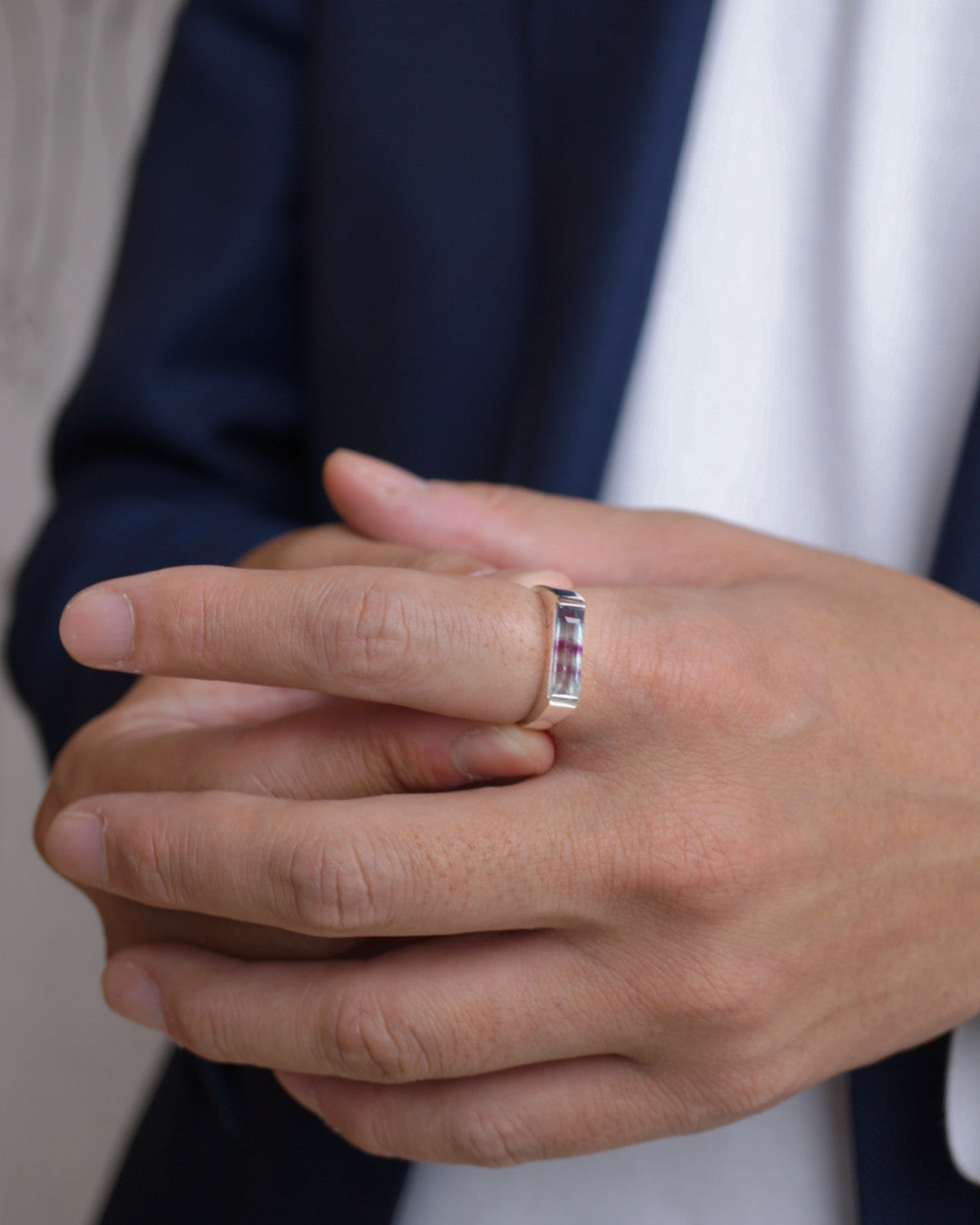 Bi-color fluorite ring